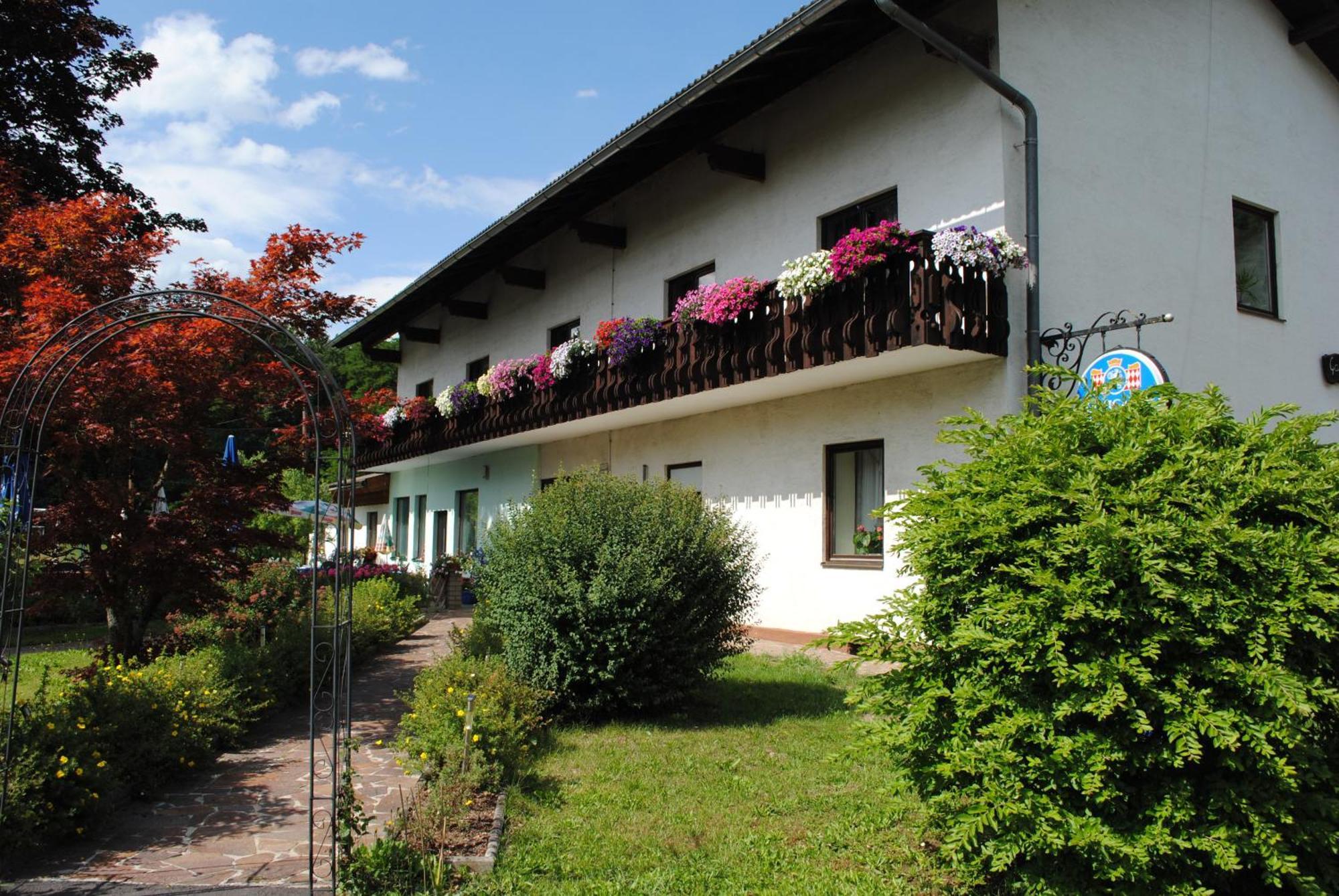 Gasthof Waldwirt Sankt Kanzian am Klopeiner See Luaran gambar